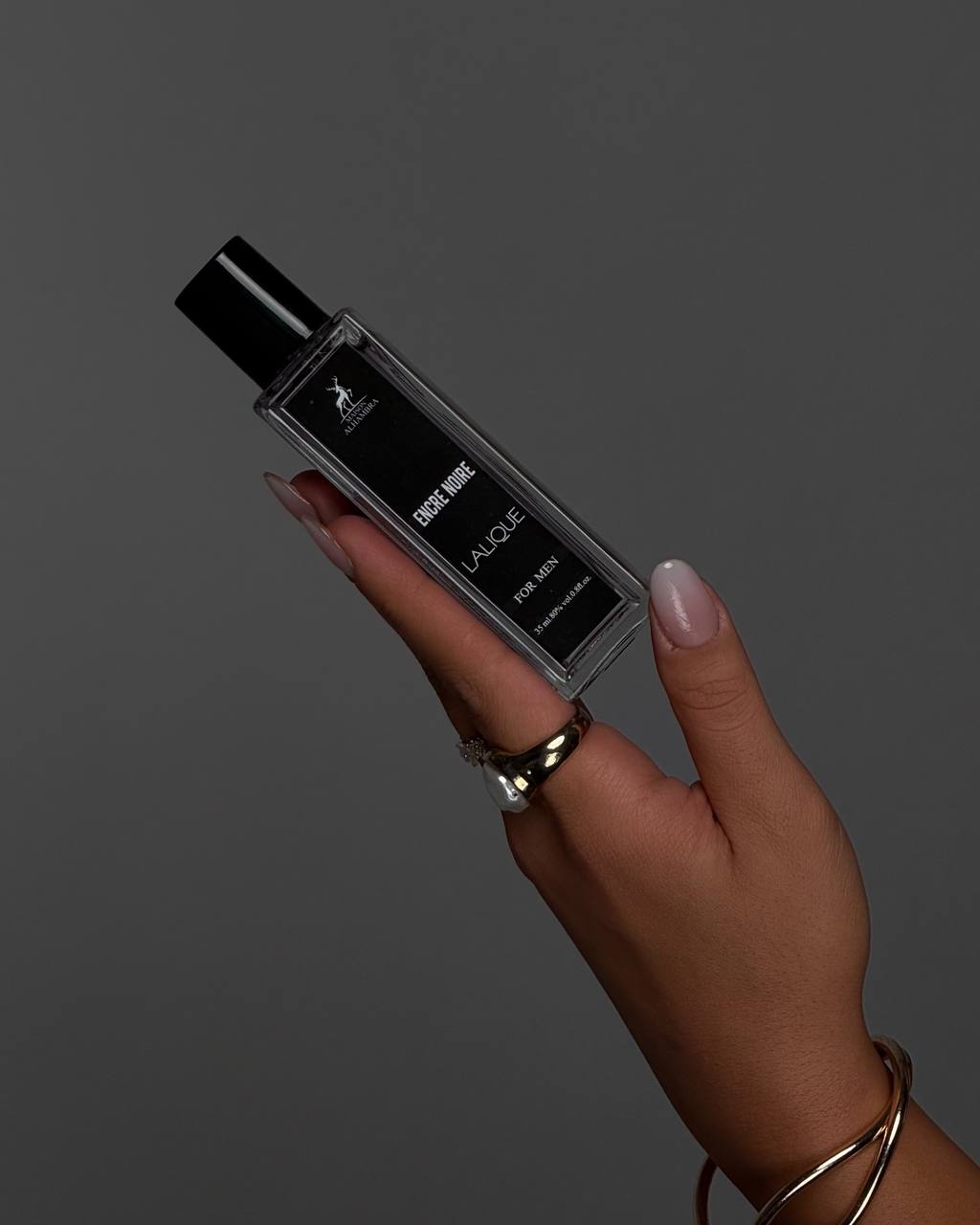 عطر لالیک بلک