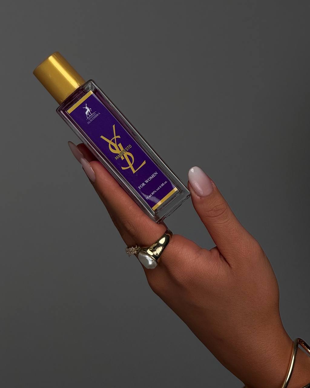 عطر منیفستو
